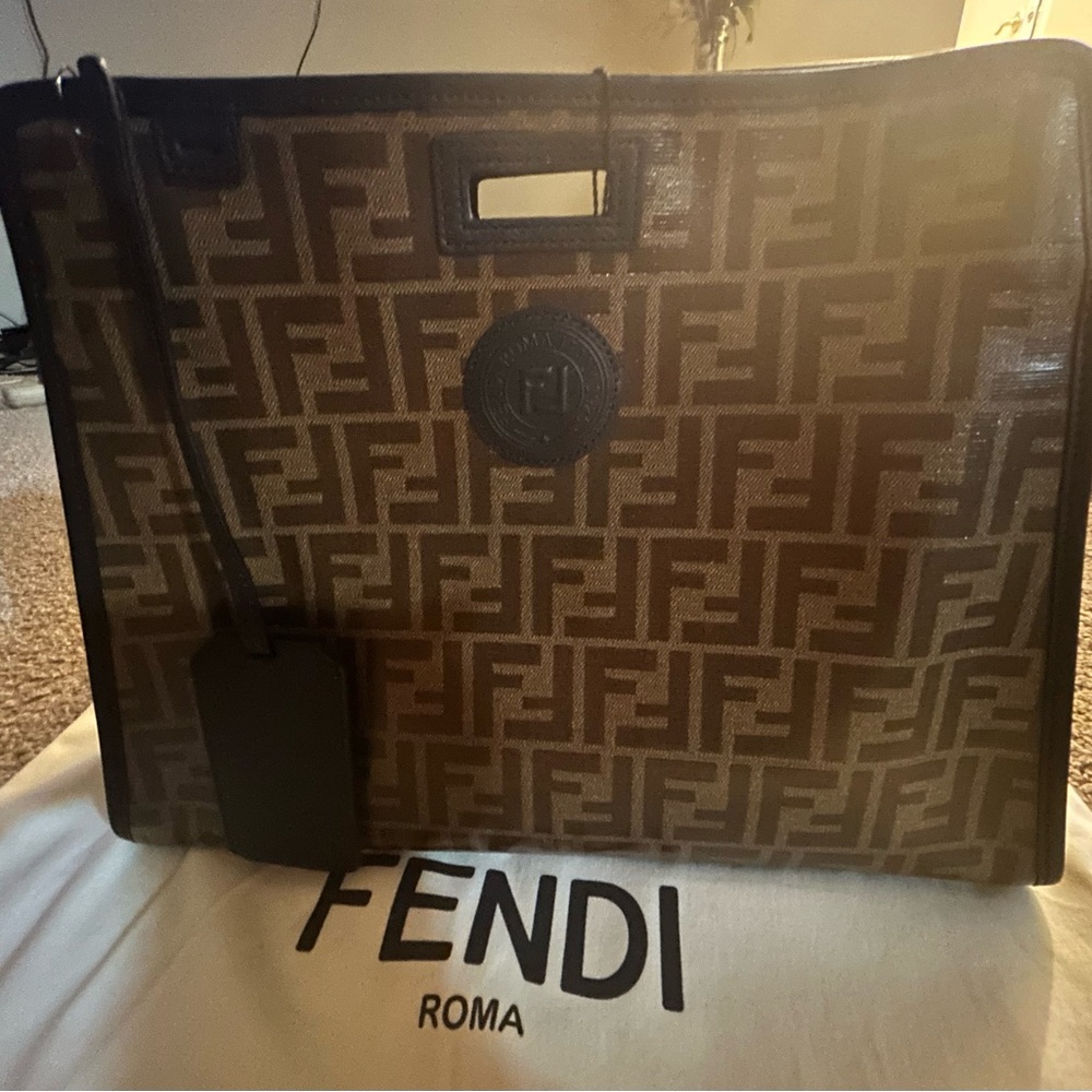 Fendi Peekaboo Defender
